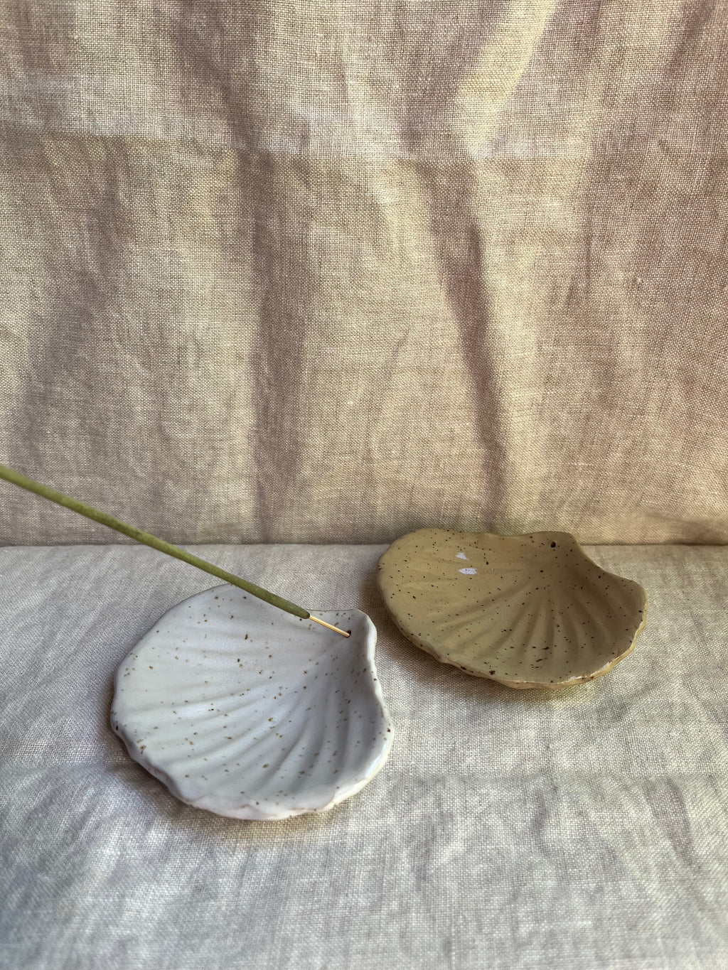Schelp altaar - Beige spikkel