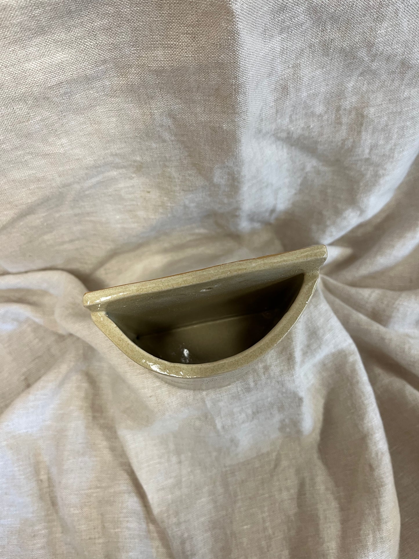 Wandvaasje beige