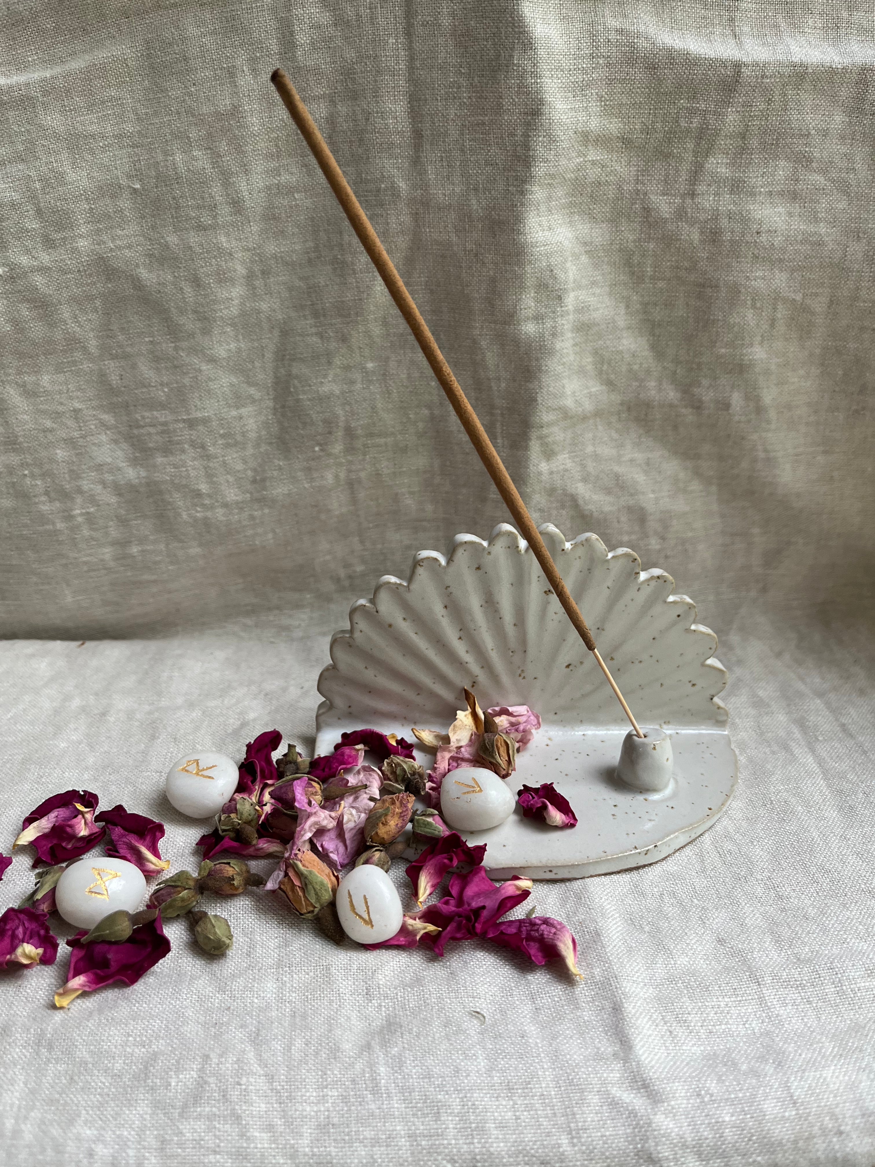 Wierook altaar wit spikkel