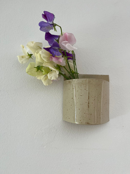 Wandvaasje beige spikkel